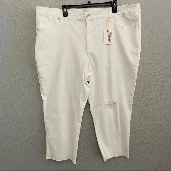 Lane Bryant Shape Sculpt Spotlight High Rise Straight Crop size 24W NWT - Picture 1 of 5